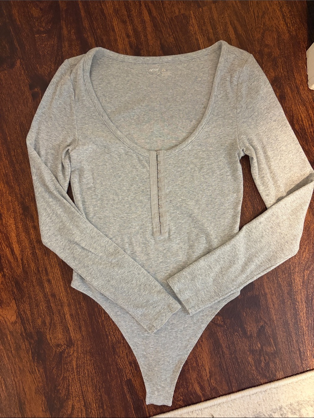 Aerie Heather Gray Long Sleeve Scoop Neck Bodysuit
